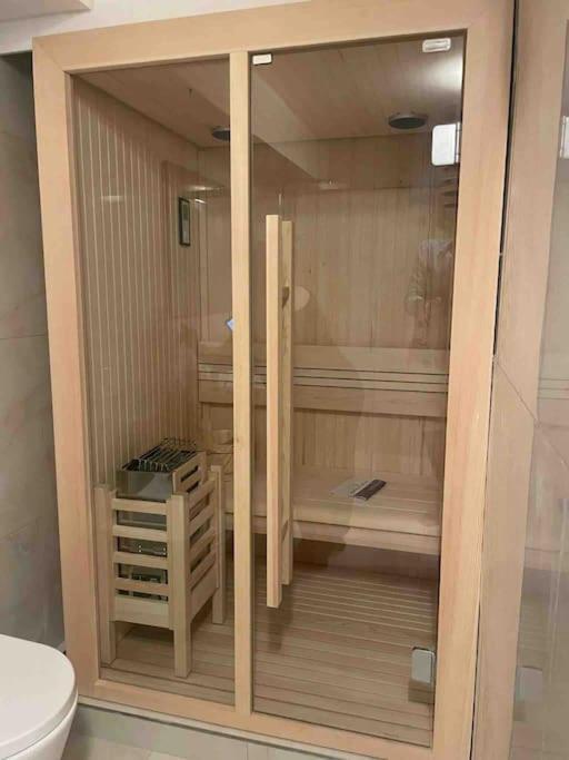 Appartamento Con Piscina E Sauna Биссоне Экстерьер фото
